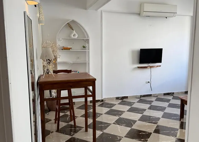 A -tusca Homes - تسكَّنَ