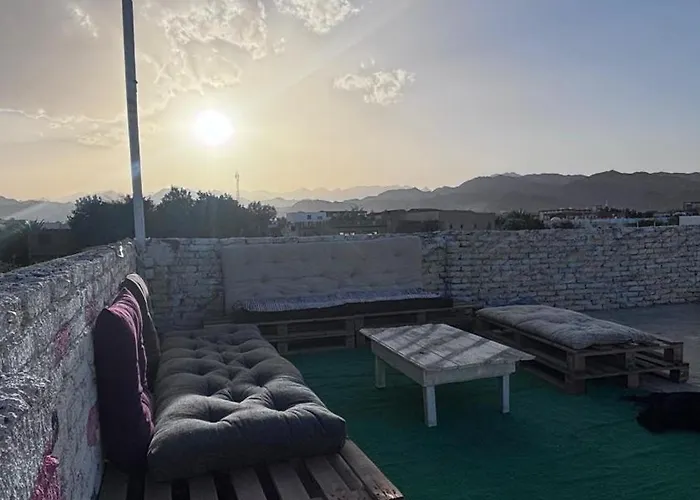 A -tusca Homes - تسكَّنَ *